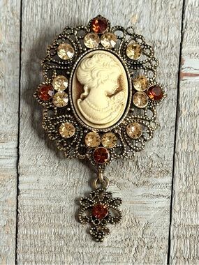 Cameo Style Brooch